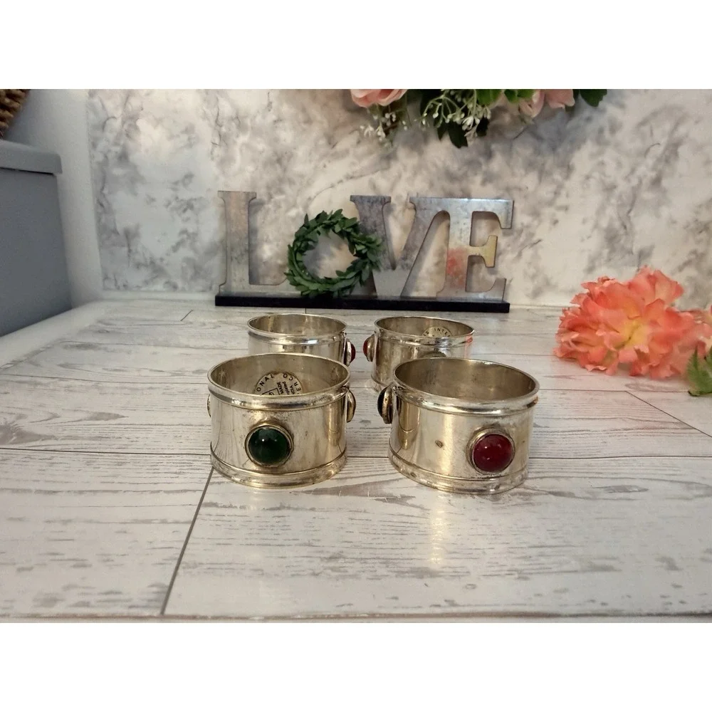 International Silver Co. Silver Plated Napkin Ring Holder w Colored Glass Set 4